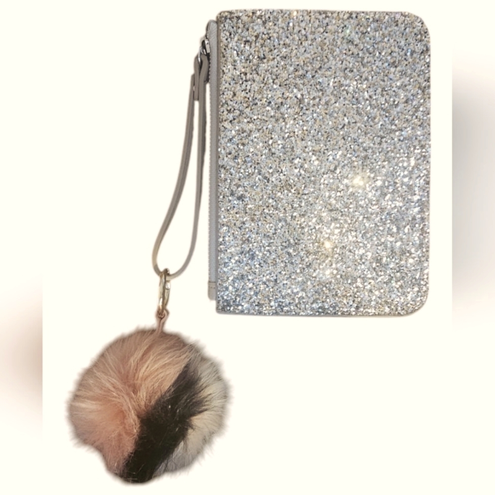NWOT | Old Navy Glitter Clutch | 5½" Strap | Lined, card slots | Size: 7½" x 5½"
